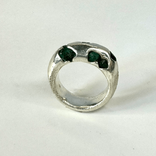 Green is the colour ring