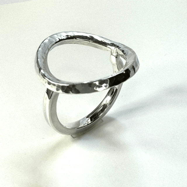 Double loop ring