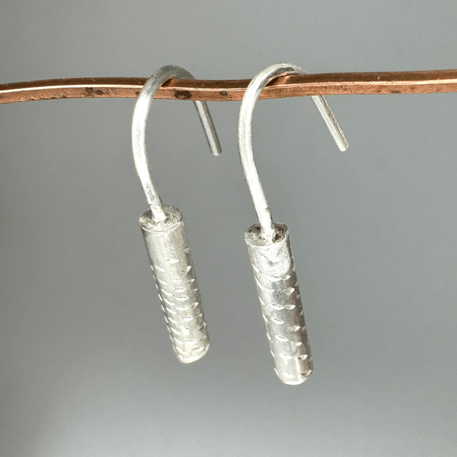 Cylinder drops