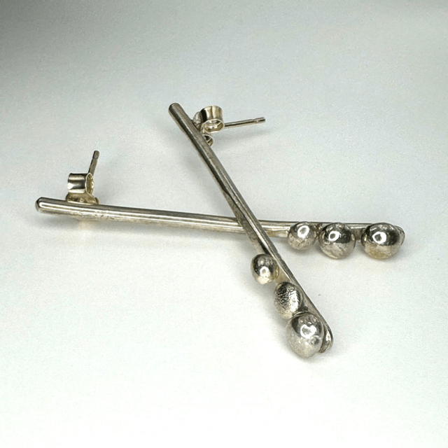 Pendulum earrings