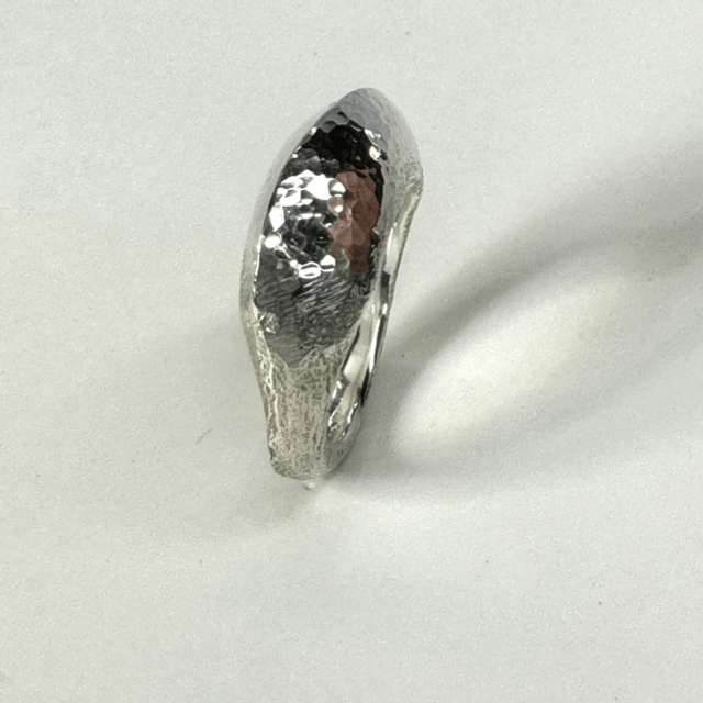 Two faces ring