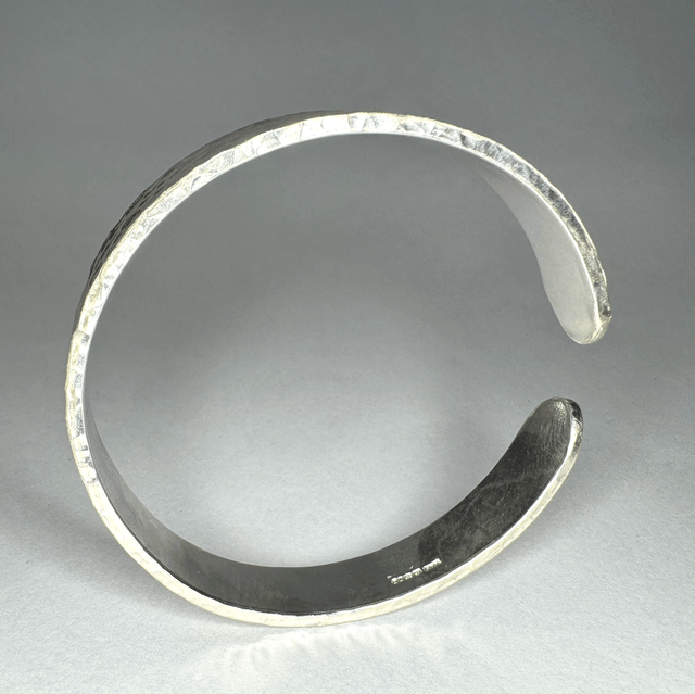 Luxury bangle
