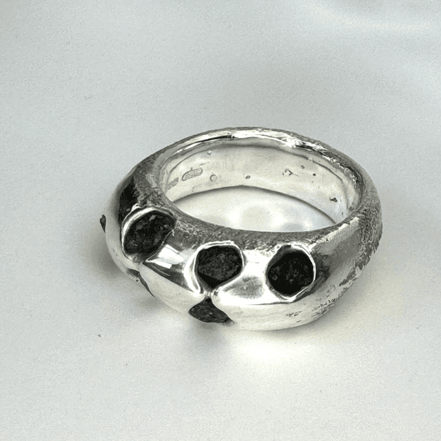 Big raw emeralds ring